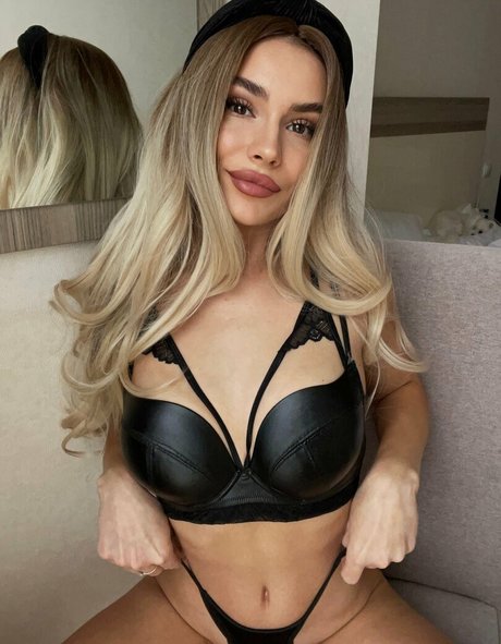 matilda free erotic pornstar pic