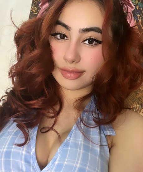 Sisterbryana erotic pornstar pics