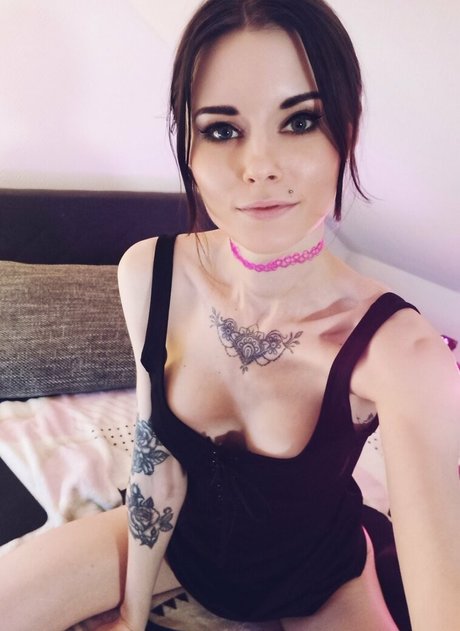 Verona Amour star erotic image