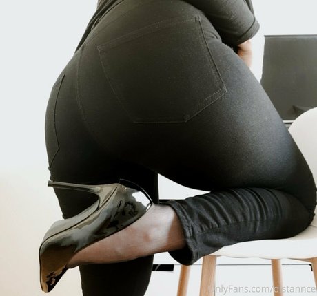 distannce star art photos