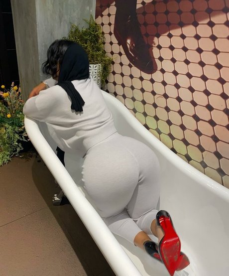 Omaima Benamre star beautiful gallery