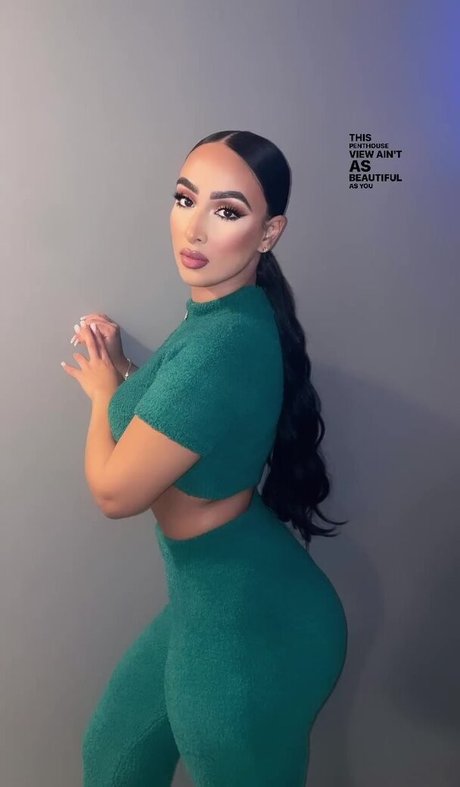 Omaima Benamre nice star img