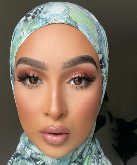 Omaima Benamre sexy pornstar image