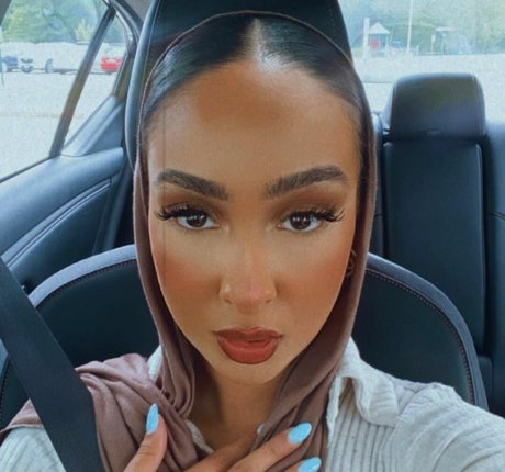 undressing onlyfans best photos