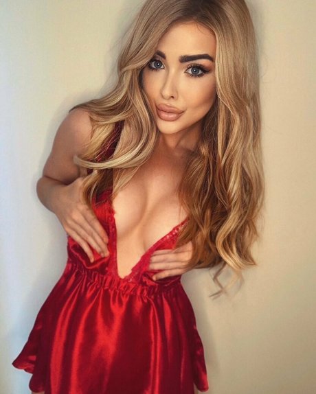 underc0verl0vers nude actress img