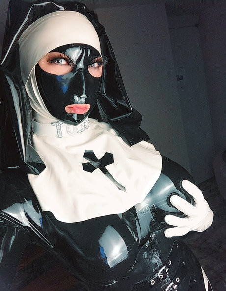 makoshiki hot model picture