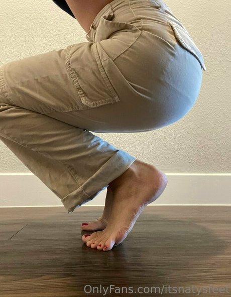 Itsnatysfeet model nude photos