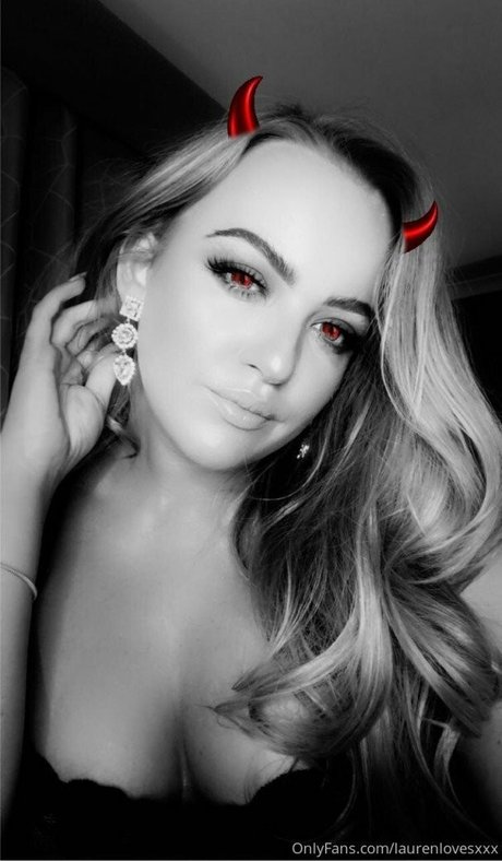 Wett Wag star porn photo