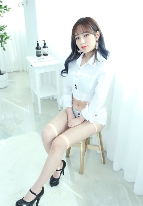 Chulwoo model beautiful pics