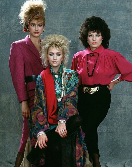 Leslie Ash model nice pics