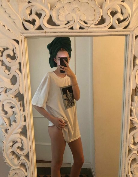 kvry22 nude actress img