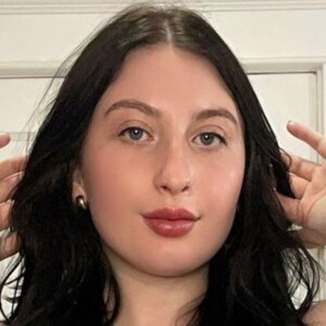 EvynAleks high quality actress image