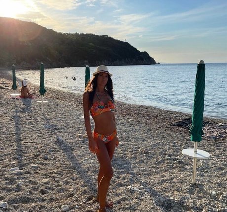 Valentina Venturi hd pornstar images