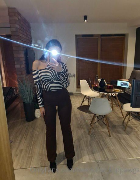 ebony smoking onlyfans erotic archive