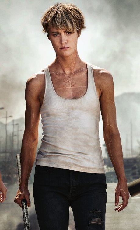 Mackenzie Davis nice star galleries