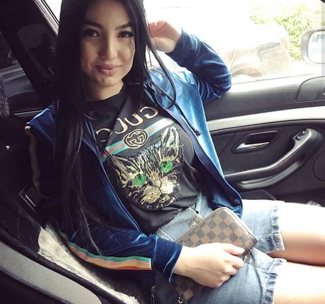 Asa Lochka hd pornstar photos