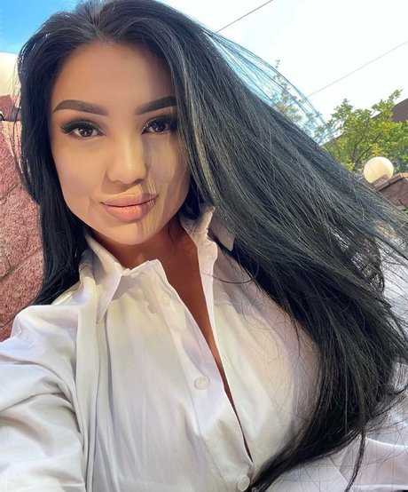 Asa Lochka xxx pornstar galleries