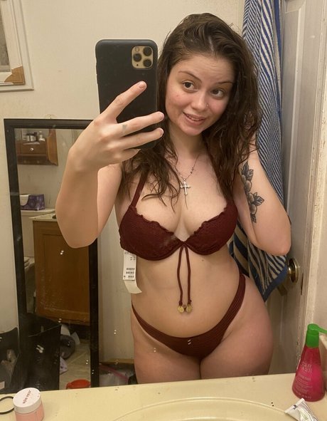 freebaddieebabe star top images