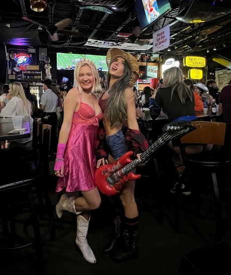 Julia Katelyn Ernst best model gallery