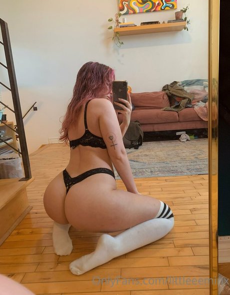 littleeeminx model sexy archive