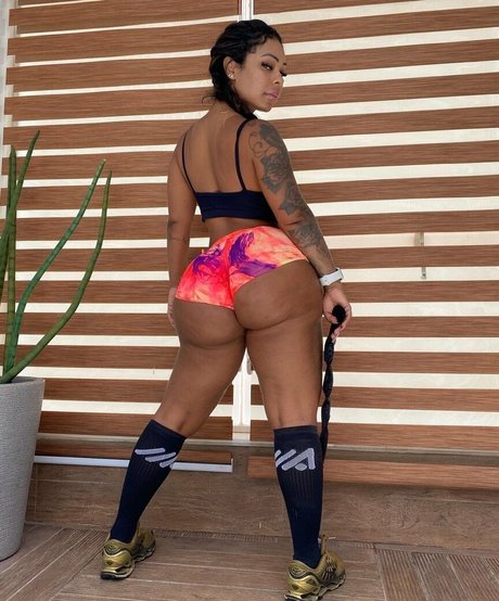 valentinaeneidoca model exclusive photo