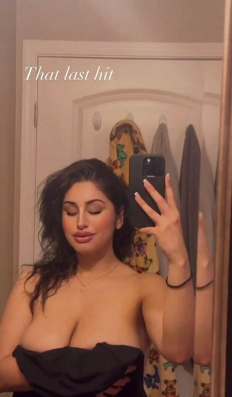 soir ellehcim model sexy img