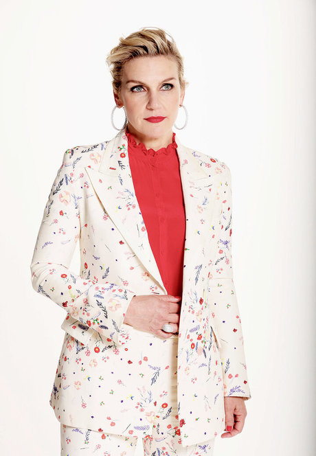 Rhea Seehorn star beautiful gallery