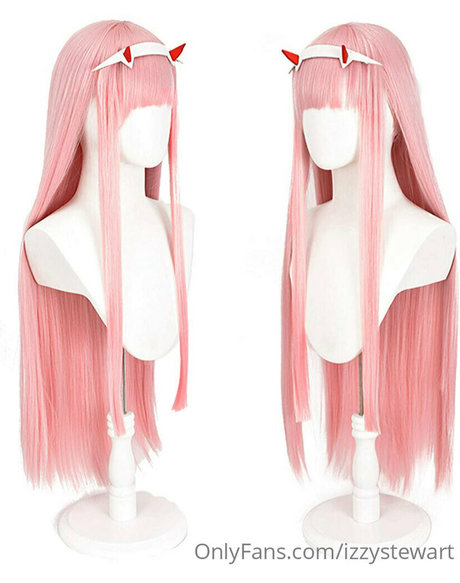 izzystewart naked actress pic