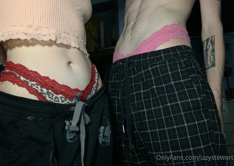 izzystewart star sex pictures