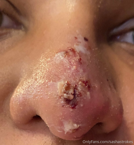 sashastrokes perfect model picture