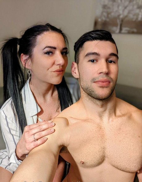 threesome ebony onlyfans nude pictures