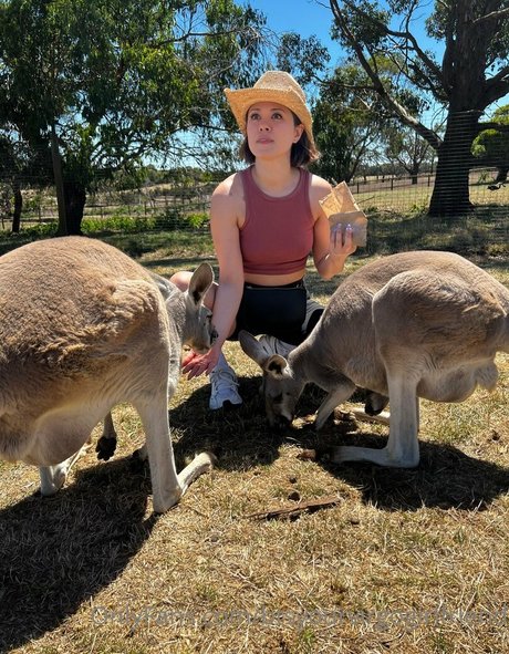 btsyourvirgogirlfriend pretty actress galleries