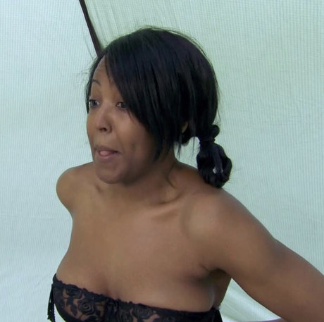 Angellica Bell model adult image