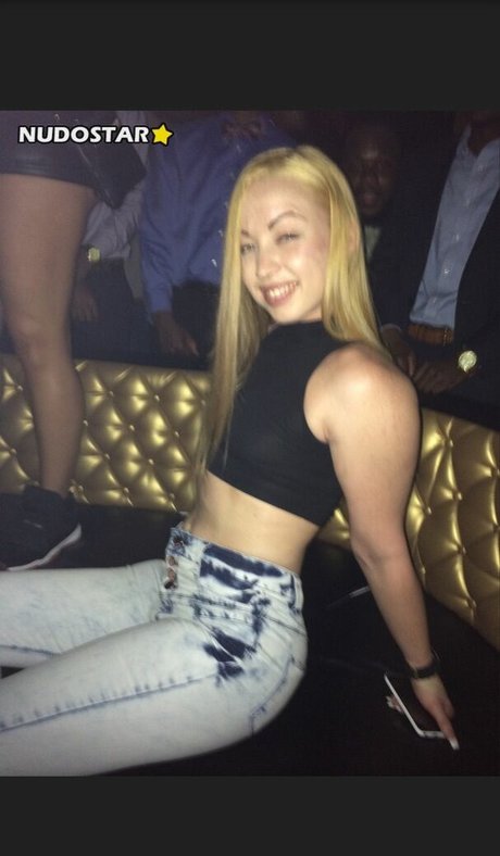 Remi White pornstar hd image