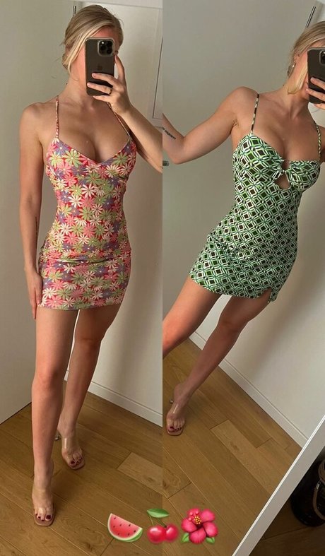 Michelle Czaja model art galleries