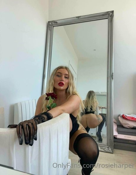 rosieharper Profile pic