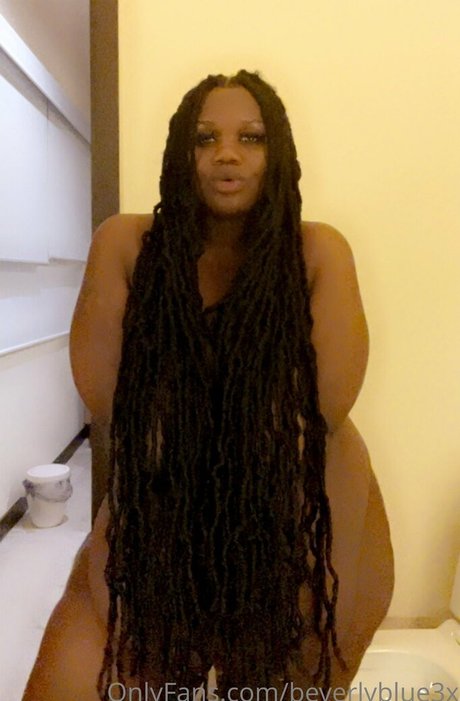 beverlyblue3x model beautiful pic