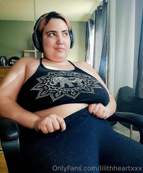 lilithheartxxx Profile pic