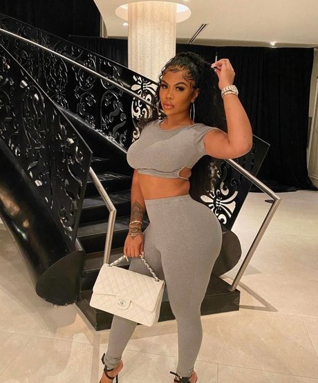 Chinese Kitty porn star pictures