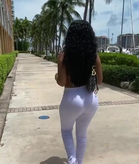 Chinese Kitty top model image