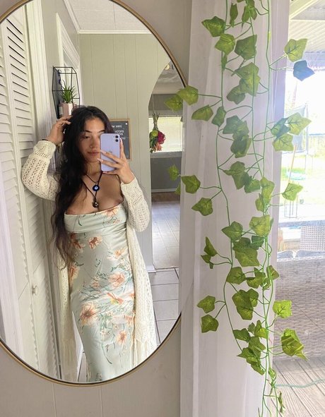 tiannaivy porn model images