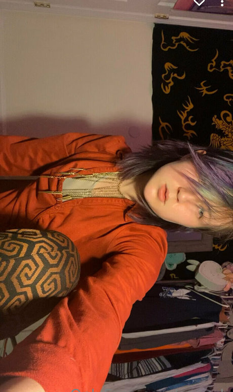 eeeruh star naked gallery