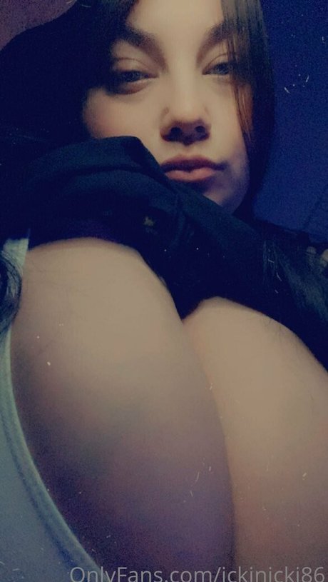 ickinicki86 pornstar sex archive