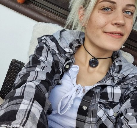 Caroline Haas star xxx pictures