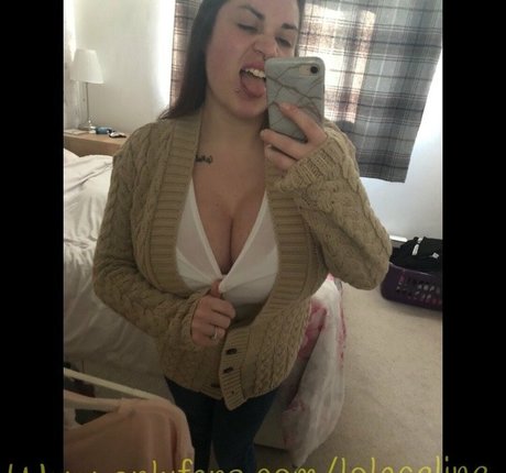 lolaceline pornstar sexy pics