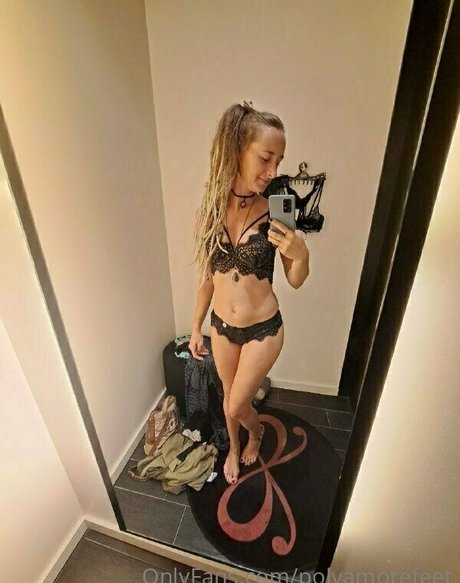 polyamorefeet nude actress image