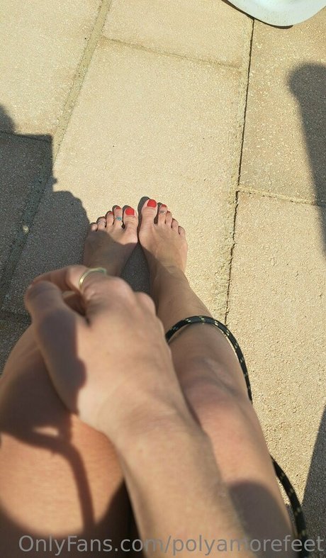 polyamorefeet pornstar pretty galleries