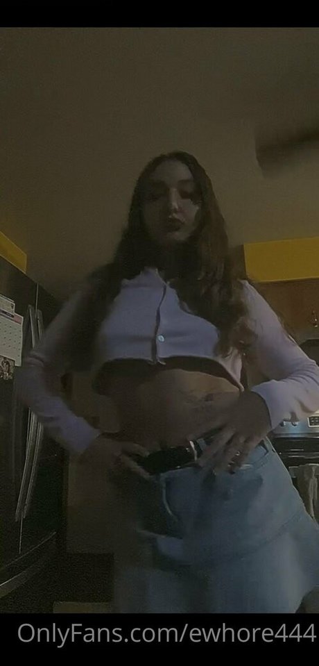 ewhore444 model perfect image