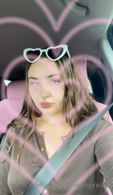 ewhore444 model free pictures