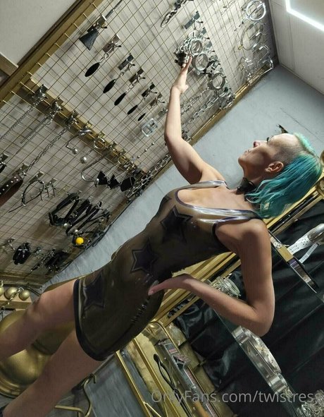 twistress adult actress image